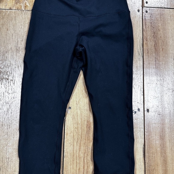 Marika Pants - Marika capri yoga athletic activewear pants/leggings, black, Like New, L